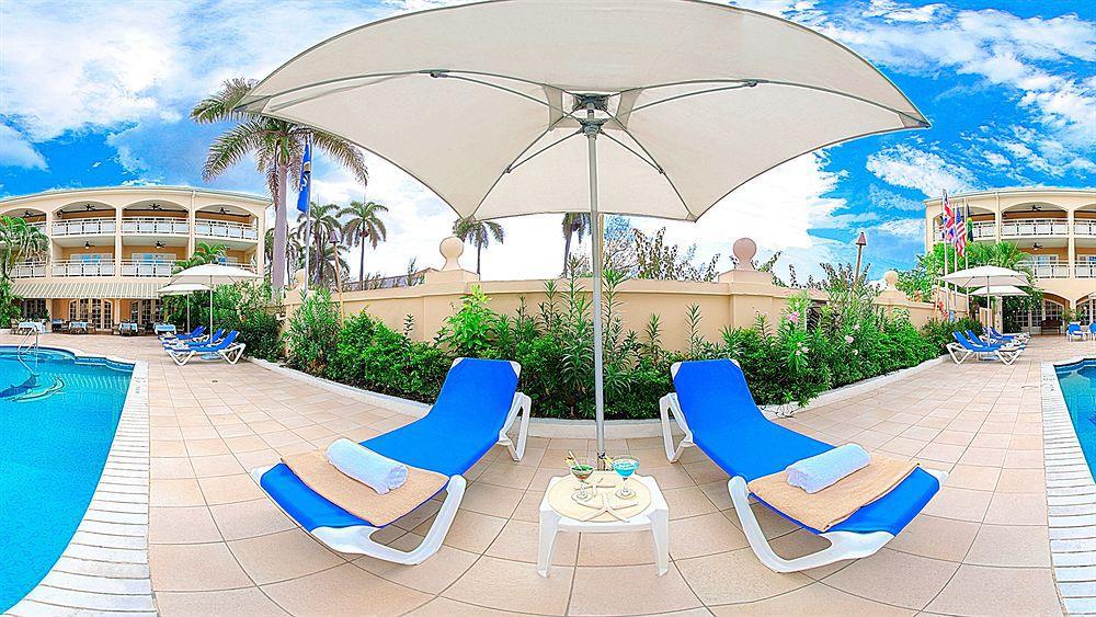Sandals Inn All Inclusive - Couples Only (Adults Only) มอนเทโกเบย์ ภายนอก รูปภาพ