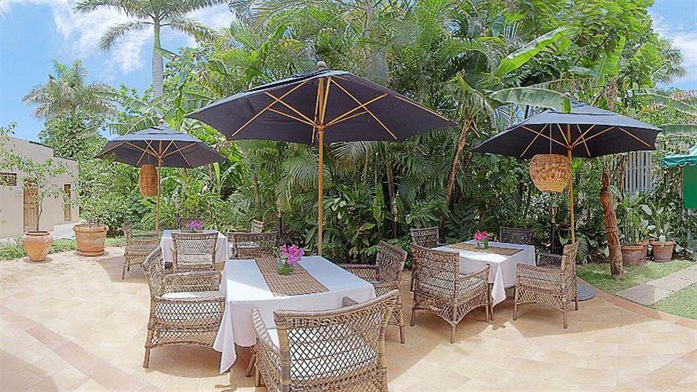 Sandals Inn All Inclusive - Couples Only (Adults Only) มอนเทโกเบย์ ภายนอก รูปภาพ