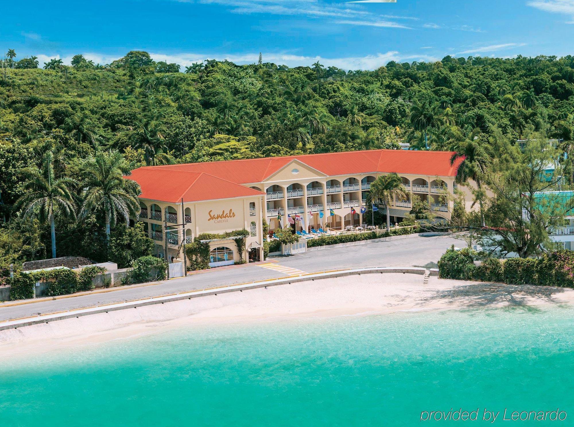 Sandals Inn All Inclusive - Couples Only (Adults Only) มอนเทโกเบย์ ภายนอก รูปภาพ