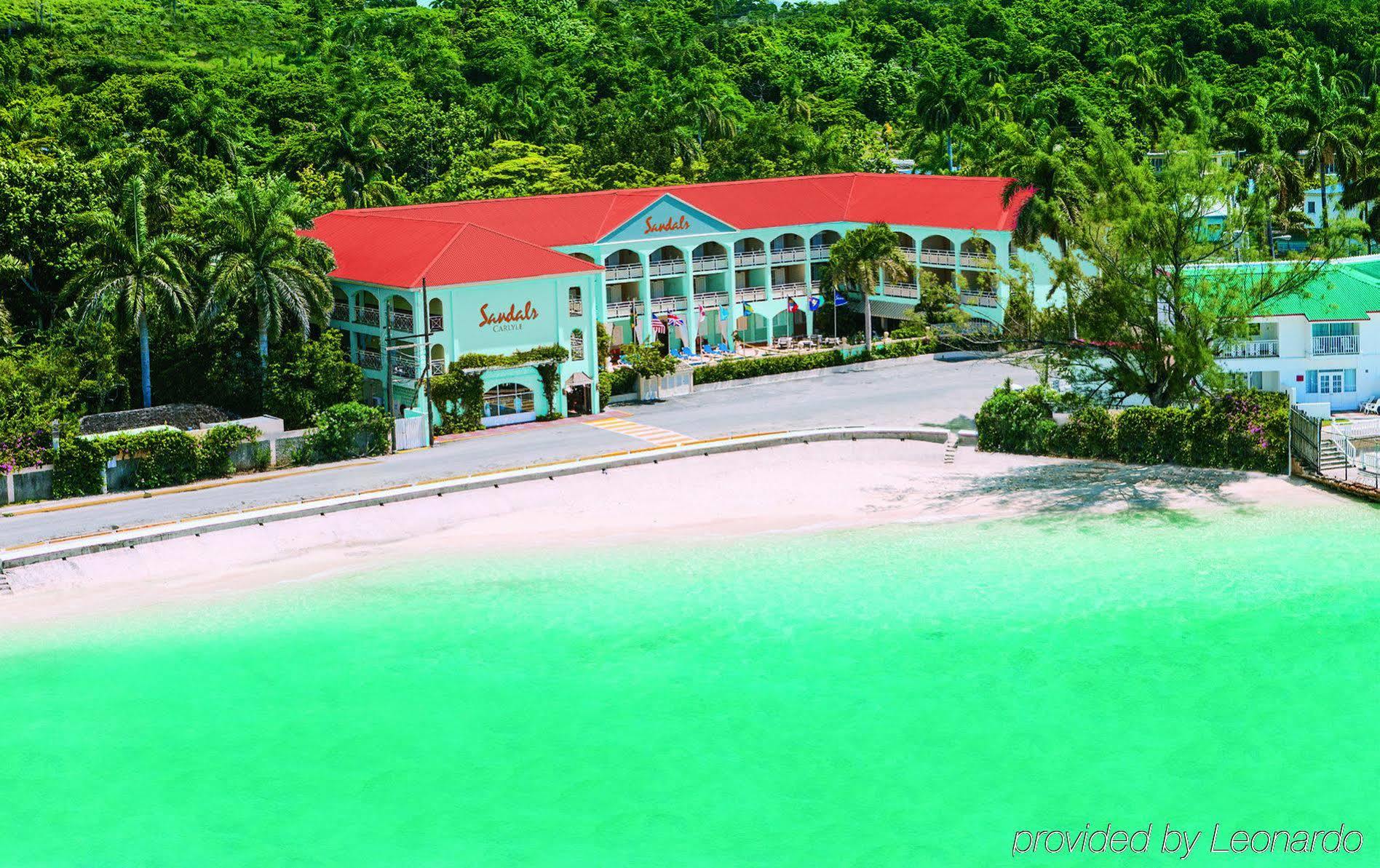 Sandals Inn All Inclusive - Couples Only (Adults Only) มอนเทโกเบย์ ภายนอก รูปภาพ