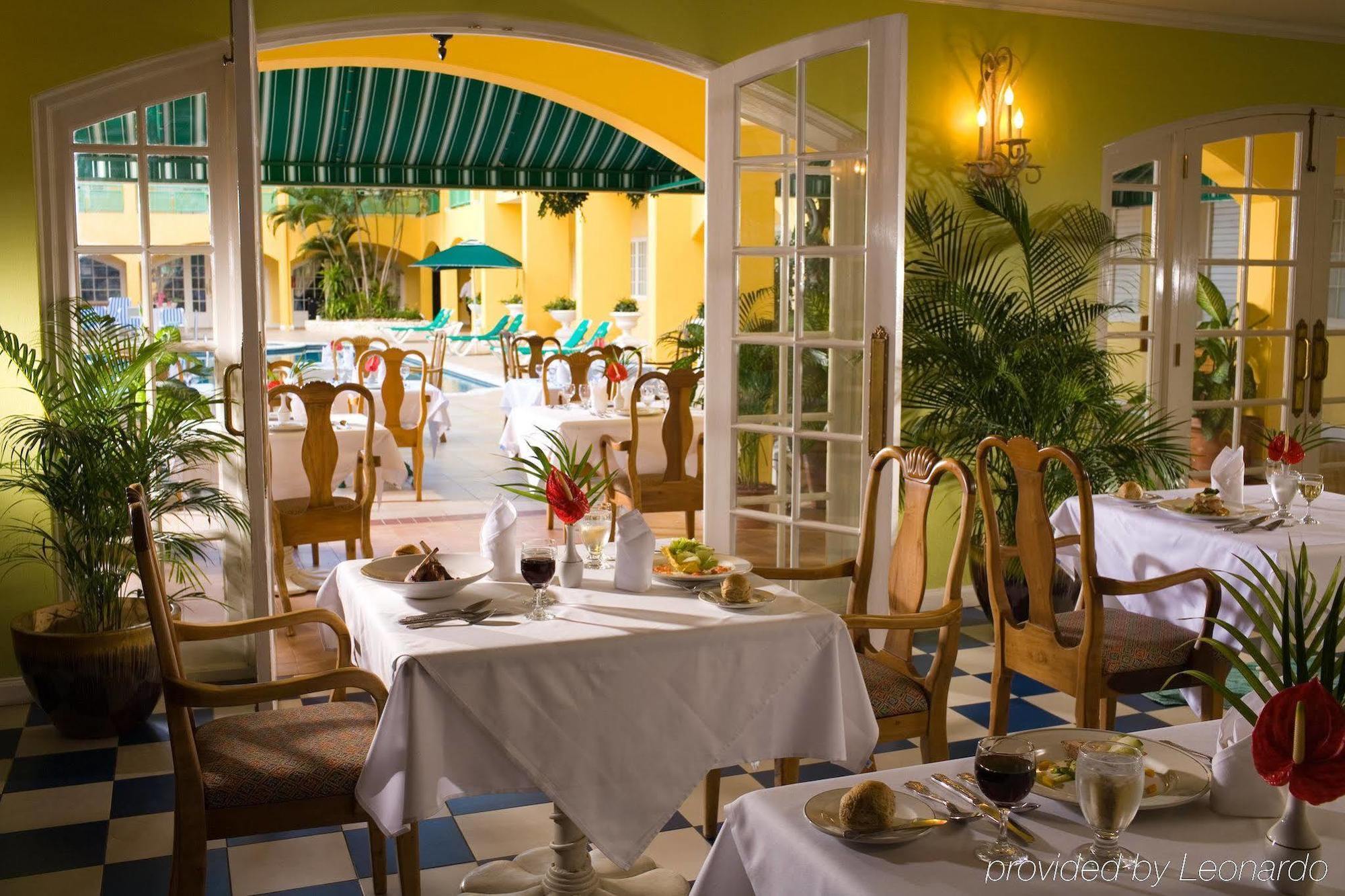 Sandals Inn All Inclusive - Couples Only (Adults Only) มอนเทโกเบย์ ภายนอก รูปภาพ