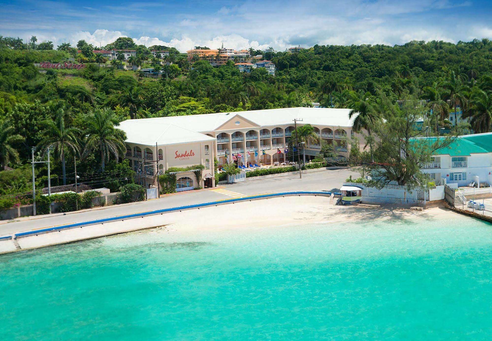Sandals Inn All Inclusive - Couples Only (Adults Only) มอนเทโกเบย์ ภายนอก รูปภาพ