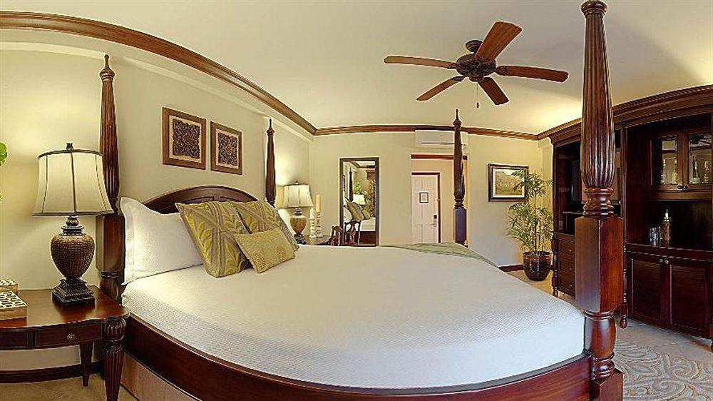 Sandals Inn All Inclusive - Couples Only (Adults Only) มอนเทโกเบย์ ภายนอก รูปภาพ
